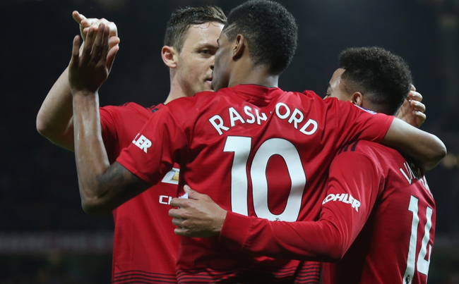 红牌事件的 红牌事件的