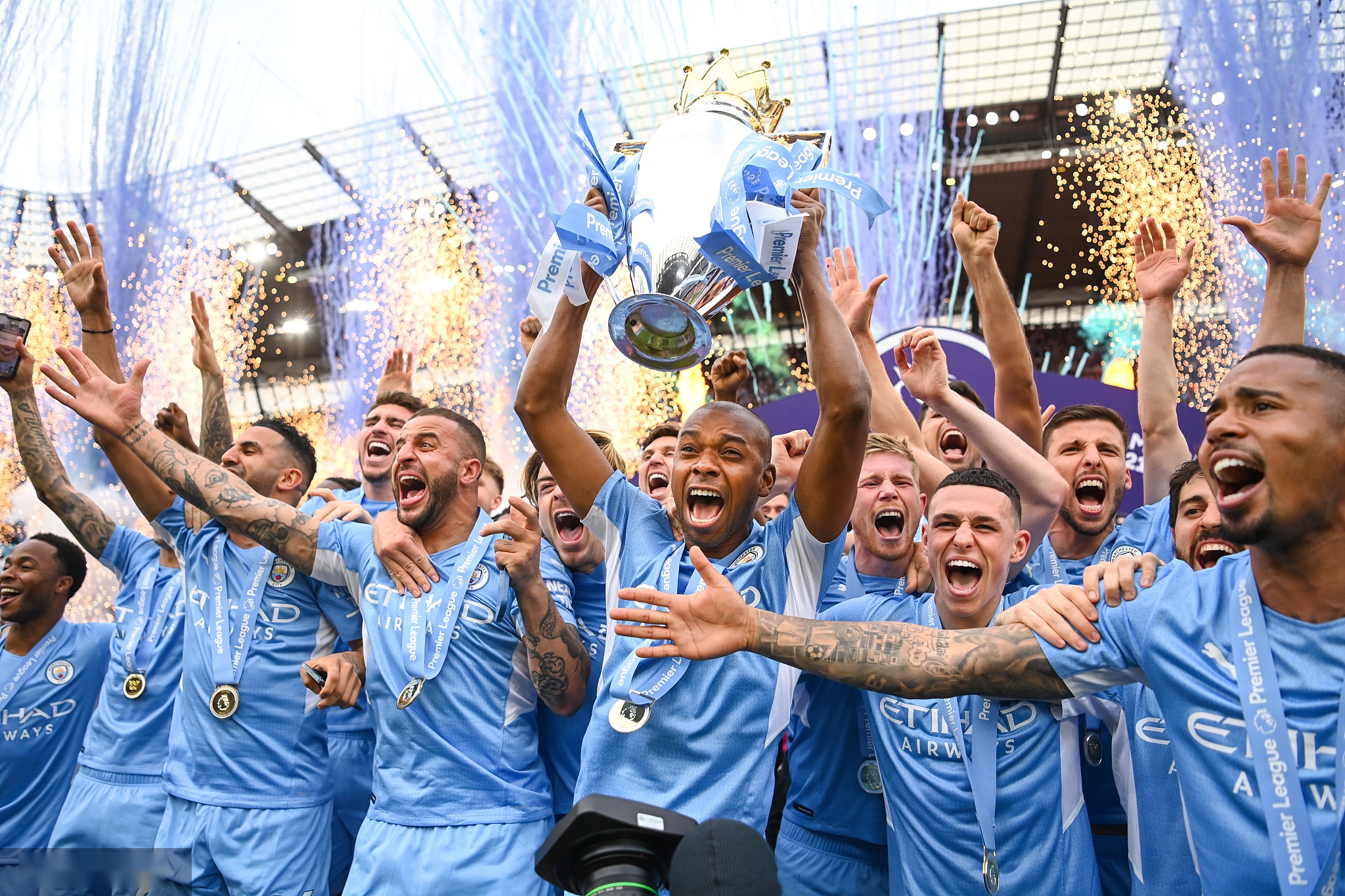 的发展指明 的发展指明